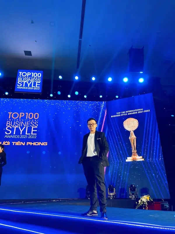 Top 100 Business Style